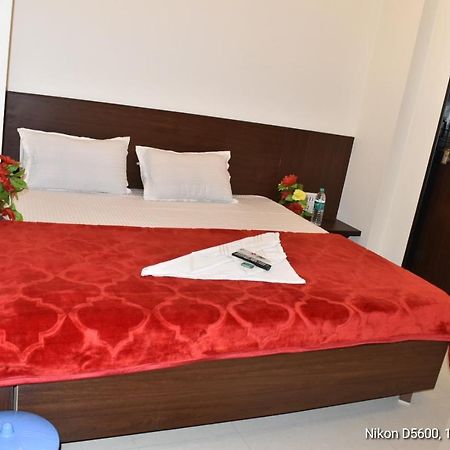 Hotel Sai Shatabdi Ширди Экстерьер фото
